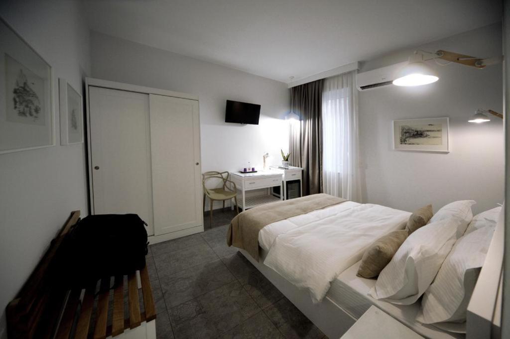 Konak Rooms L Skanderbeg Square Tirana Buitenkant foto